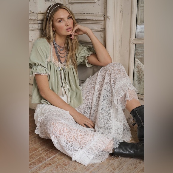 LIVE SHOW ALERT ๐จ ๐๐๐ - Picture 5 of 6